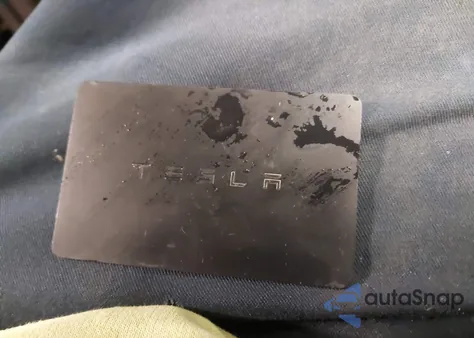 2020 Tesla Model Y Long Range Dual Motor All-Wheel Drive from USA, damaged, VIN 5YJYGDEE0LF014304